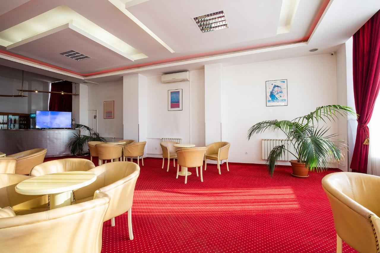 Hotel Dana Satu Mare Exterior foto